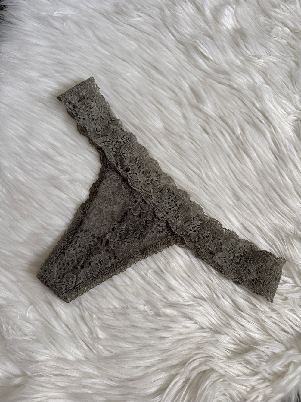 Vintage Victoria’s Secret pink Lace Thong Panty in Olive Green